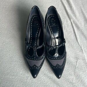 Tory Burch leather T strap Pumps